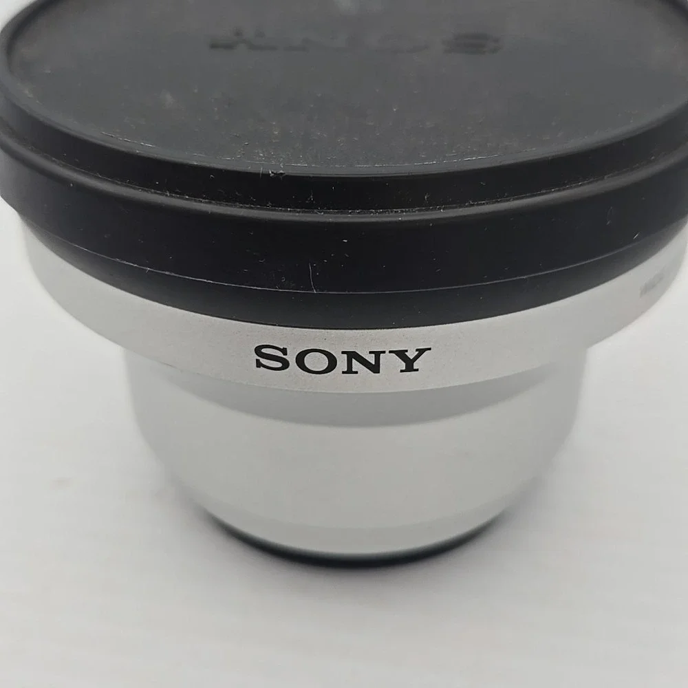 Sony Wide Angle Conversion Lens x0.7 VCL-HGD0758‎ AUX 58mm rim Genuine OEM